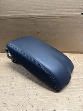241-13651 2019 2020 2021 Subaru Ascent Oem Center Floor Console Arm Rest Lid Panel