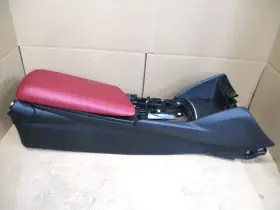 241-11886 Alfa Romeo 17 18 19 Giulia Black Center Console With Red Leather Lid Armrest Oem