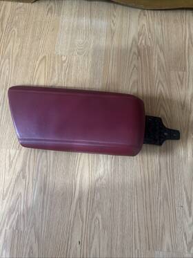Alfa Romeo 6pg95u8taa 2017 - 2019 Giulia Front Center Console Armrest Trim Oem Red 411