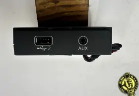 8w0035708 Audi 2018-2024 A4 A5 S4 S5 Q5 Center Console Usb Type C Charger Port Aux Jack Oe