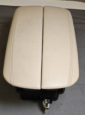 Bmw 105070381c 14-18 X5 F15 Center Console Storage Tray Box And Armrest Lid Cover Oem