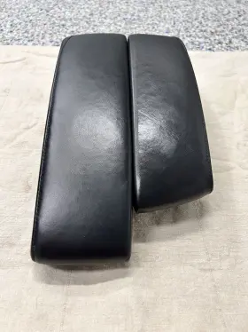 116233221 Bmw 08-13 E92 E90 E93 M3 Armrest Novillo Black Leather Oem