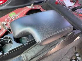 Bmw 241-10534b Console Front Sedan Canada Market Floor Leather Fits 01-05 320i 540668