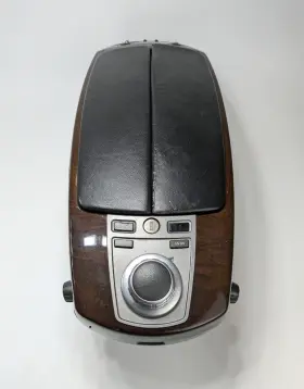 51167137431 Bmw 2006 - 2008 Oem 750li Center Console Arm Rest Compartment W Air Vent