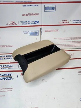 51167140690 Bmw E39 Center Console Armrest Tan Sand Beige 525 528 530 540 Oem