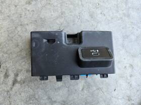 Bmw 51167943067 Oem G20 G22 330i 340i M440 M3 2019-24 Front Center Console Usb Charger Port