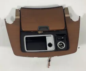 51168223327 Bmw 2002-2009 745li 750li 760li Front Center Console Dash Ashtray With Trim Oem