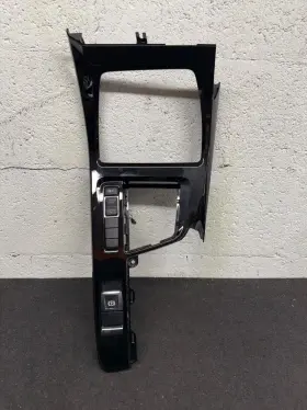 51169292547 Bmw 2016-2020 X1 X2 F39 F48 2.0l - Front Center Console Trim / Panel 9292547