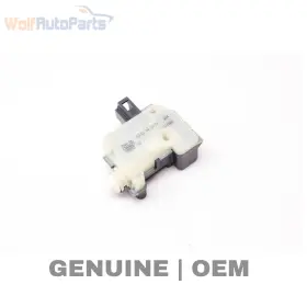 67116944827 Bmw 2003-2008 Z4 - Rear Lock Actuator 6944827