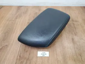8065464 Bmw 16-21 Oem F87 M2 Center Armrest Tray Console Black Leather Blue Stitch 8065464 Bmw 16-21 Oem F87 M2 Center Armrest Tray Console Black Leather Blue Stitch