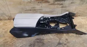 9277261 Bmw 2011-2016 5-series Center Console Base With Armrest Oem