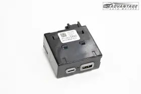 13540947 Buick 2021-2023 Envision Console Rear Usb Charger Adapter Port Media Hub Oem