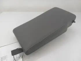 207.gm4e03 Buick 2003 Rendezvous Rear Left Armrest