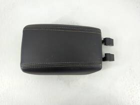Buick 607090731 2015 Verano Center Console Armrest Cover Lid Black Tp0qt