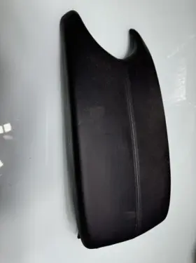 207.gm6k17 Cadillac 2017 Caddilac Ats Armrest Black