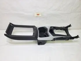 20825492 Cadillac 13-16 Srx Front Center Console Floor Shifter Cup Holder Bezel Trim Oem 20825492 Cadillac 13-16 Srx Front Center Console Floor Shifter Cup Holder Bezel Trim Oem