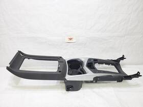 Cadillac 23127807 2015-2016 Srx Center Console Floor Shifter Cup Holder Trim Bezel Oem