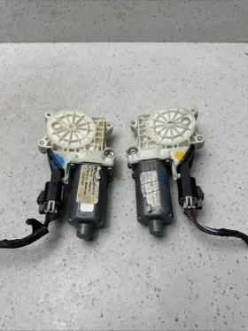 938690100 Cadillac 2000-2005 Deville Front Right And Left Side Power Window Motor Pair