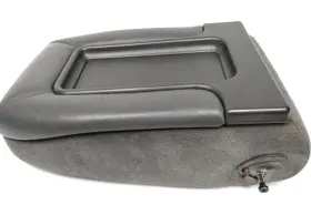 Chevrolet 03 1500 2500 3500 2003 Chevy Silverado Center Console Arm Rest Lid Fold Flip Down Jump Seat Q13