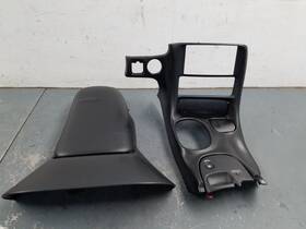 Chevrolet 10213033 2002 Chevy Corvette C5 Z06 Center Console Bezel Armrest #5803 I1