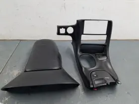 10213033 Chevrolet 2002 Chevy Corvette C5 Z06 Center Console Bezel Armrest #5803 I1