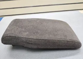 1878851-167a Chevrolet 07-13 Impala Center Console Arm Rest Lid Top Pad Cover Cloth Gray