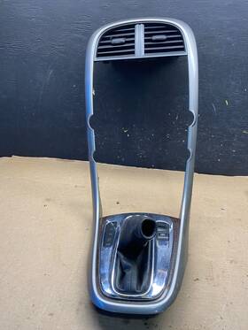 Chevrolet 20894164 2013 - 2015 Malibu Center Radio Air Vent Floor Shifter Bezel R2536 Dg