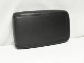 22758155 Chevrolet 12 13 14 15 Captiva Armrest Console Lid Black B05