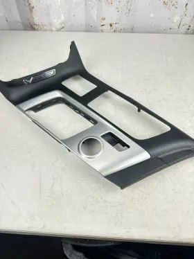 22940550 Chevrolet 14-19 Corvette C7 Center Console Shifter Surround Bezel Trim Panel Oem