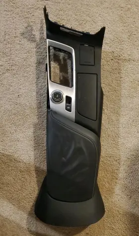 23146031 Chevrolet 14-19 Corvette Black Floor Center Console Armrest Arm Rest Lid Assembly Oem
