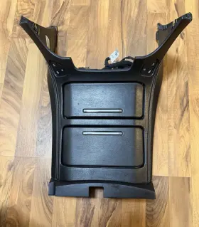 23239538 Chevrolet 2015-20 Suburban Tahoe Yukon Center Console Cup Holder Trim Bezel Oem
