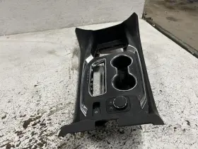 241-14240a Chevrolet 2023 Traverse Front Console Shifter Bezel Oem