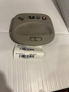 Chevrolet 241.gm1k13 Oe 13-15 Spark Roof Overhead Console Dome Light Onstar Sos Switch