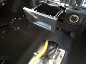 244.gm1a08 Chevrolet Aveo 2008 Ash Tray/lighter 147959