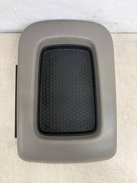 Chevrolet 299.gm8b03 2003 Tahoe Gray Center Console Lid Oem