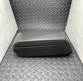46515 Chevrolet 04-12 Chevy Colorado Gmc Canyon Center Console Lid/armrest Storage Plastic Gray