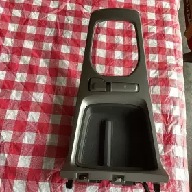 92239970 Chevrolet 92233010 2010 - 2015 Camaro Console Shifter Surround Bezel Automatic Lighter Oem