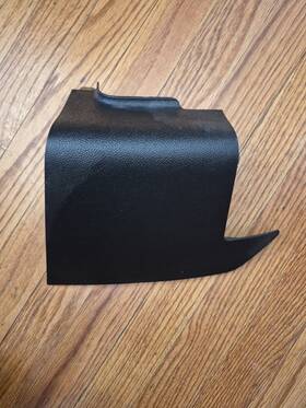 Chevrolet Gmc 15906821 Rh 2007-2014 Yukon Tahoe Silverado Center Console Right Side Trim Panel