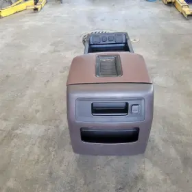 241-13011 Chevrolet Truck 2016-2019 Sierra Silverado High Country Center Console Brown Cocoa
