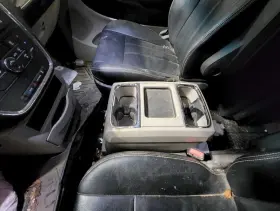 1ev701d1ah Chrysler Console Front Floor Removable Opt Cvv Fits 11-16 Town And Country 2951235