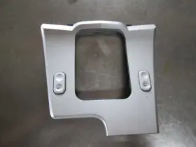 659.ch1c07 Chrysler 2007 Crossfire Consle Bezel With Window Switches 358622