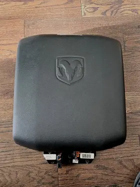 04cxdv Dodge Ram Mopar 2009-2015 1500 2500 Center Console Lid Arm Rest Armrest Black With Aux