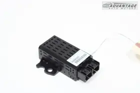 Gu5t-19j211-aa Fomoco 2017-2020 Lincoln Continental Console Usb Charger Adapter Port Unit Oem