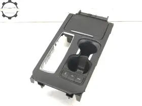 0235032 Ford 2021-2023 Cadillac Xt4 Center Console Bezel Trim With Cupholder And Storage Usb Oem