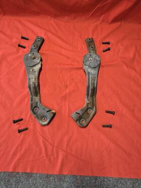 Ford 11896 92 96 Truck F150 Bronco 97 F250 F350 Center Jump Seat Hinges Brackets