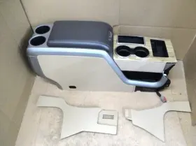 241-01521 Ford 2011-2012 F150 Lariat Tan Floor Center Console With Black Lid Oem Lkq