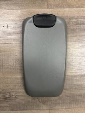 Ford 2c3z2506024aaa New Oem Center Console Lid Medium Flint 2c3z-2506024-aaa F-250 F-550 02-07