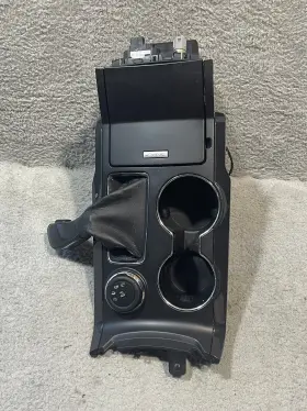 Eb53-78045a76 Ford 2016-2018 Explorer Center Console Shifter Gear Selector Cup Holder Oem