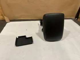 F1ez5806024cb Ford 2016 Focus Console Armrest