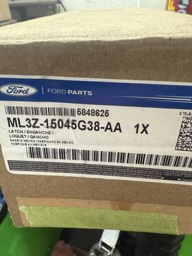 Ford Ml3z-15045g38-aa Genuine Latch